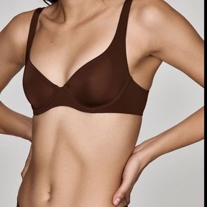 CUUP The Scoop Size 34E